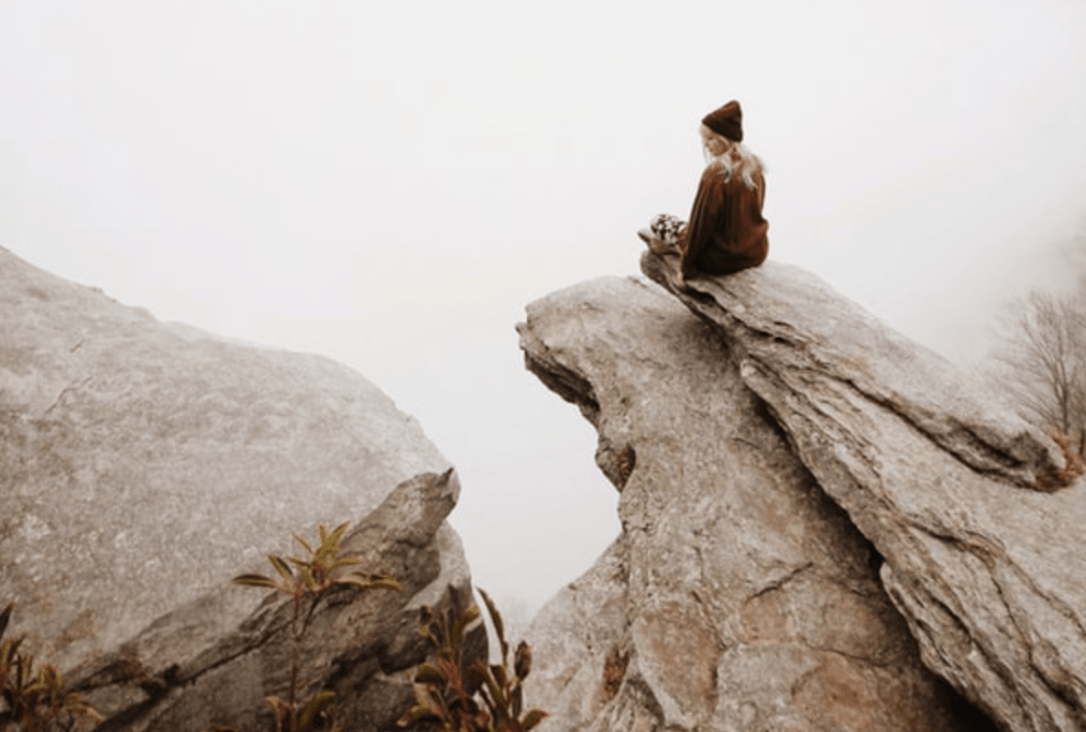 photo-1494856488146-6070a6b67f78-3